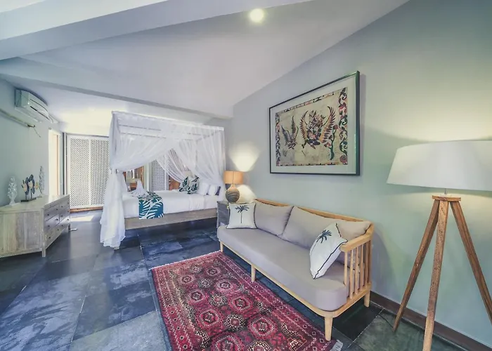 Litera Bali Villa *